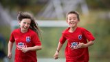 Barn løper på TINE Fotballskole